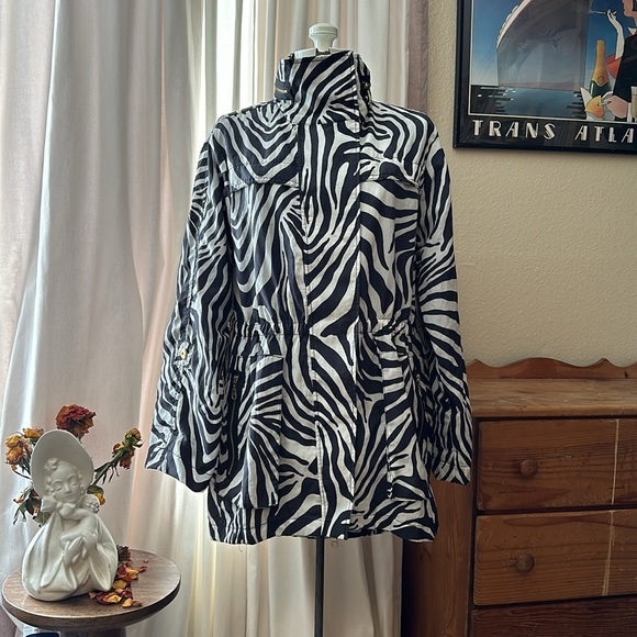 Seven7 raincoat Large size - Picture 12 of 16